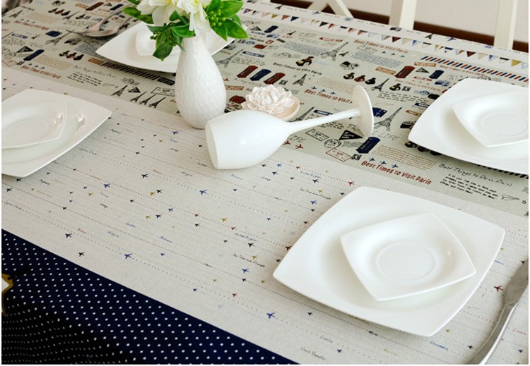 2359988300_852772111