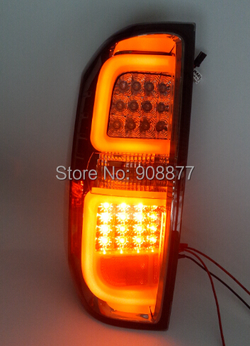 2014 toyota trunda tail light brake light.jpg