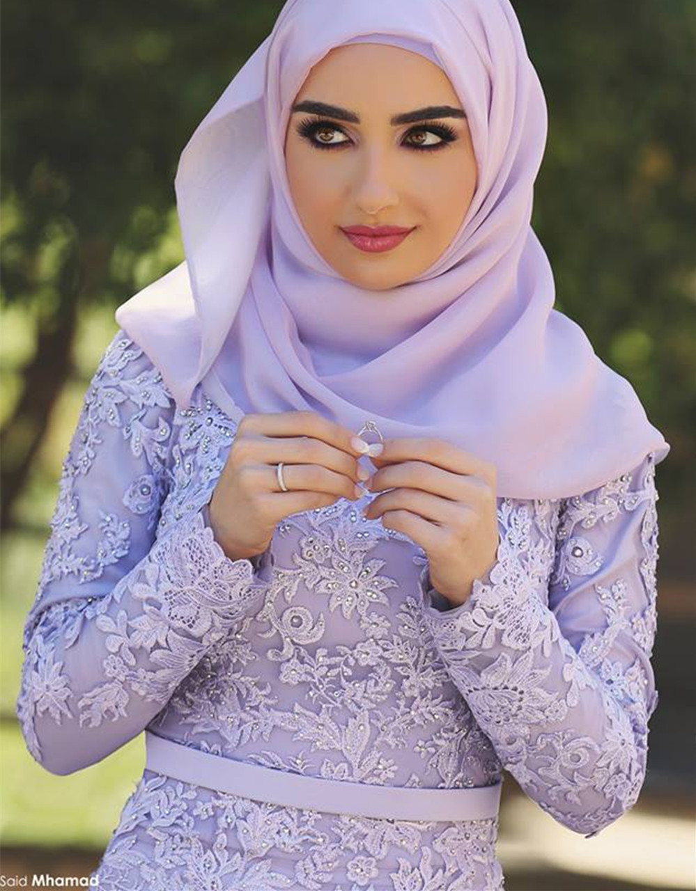 Sexy-Mermaid-Long-Sleeve-Muslim-Evening-Dress-Purple-Color-High-Neck-Appliques-Lace-Elegant-Muslim-Women.jpg