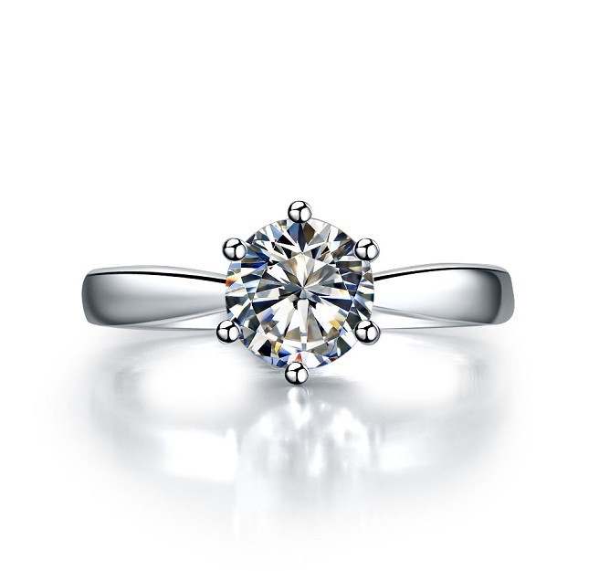 Classic engagement rings design