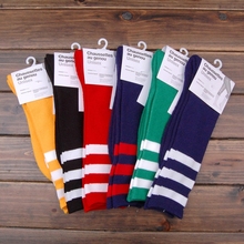 Retail NEW cotton 10 colors Top quality unisex stripe AA thick towel summer Skateboarding Sport long stocking