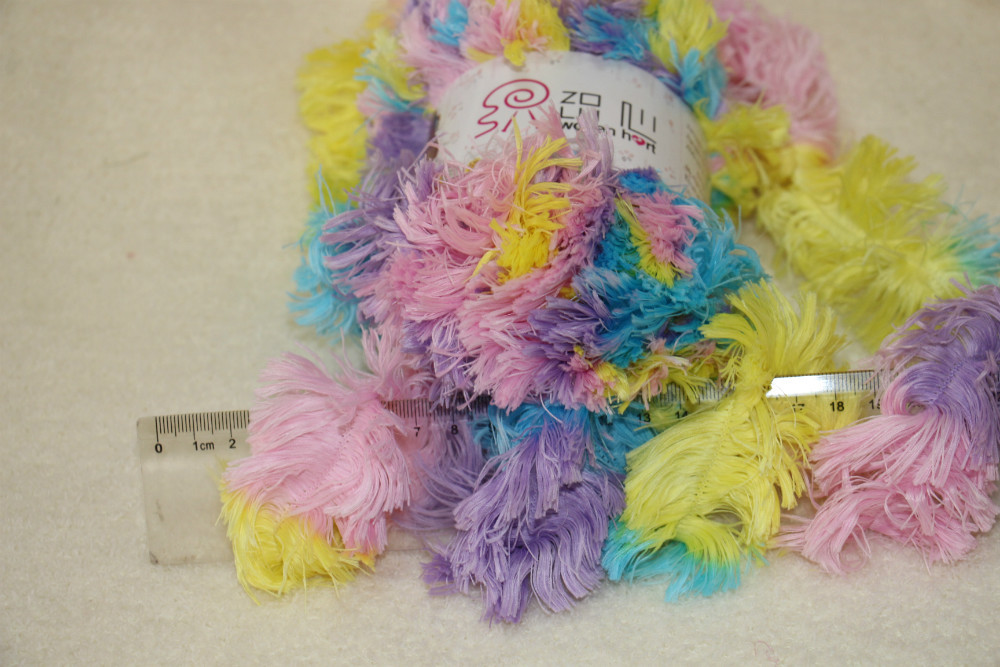 100% polyester new style warm feather fancy yarn for hand ...