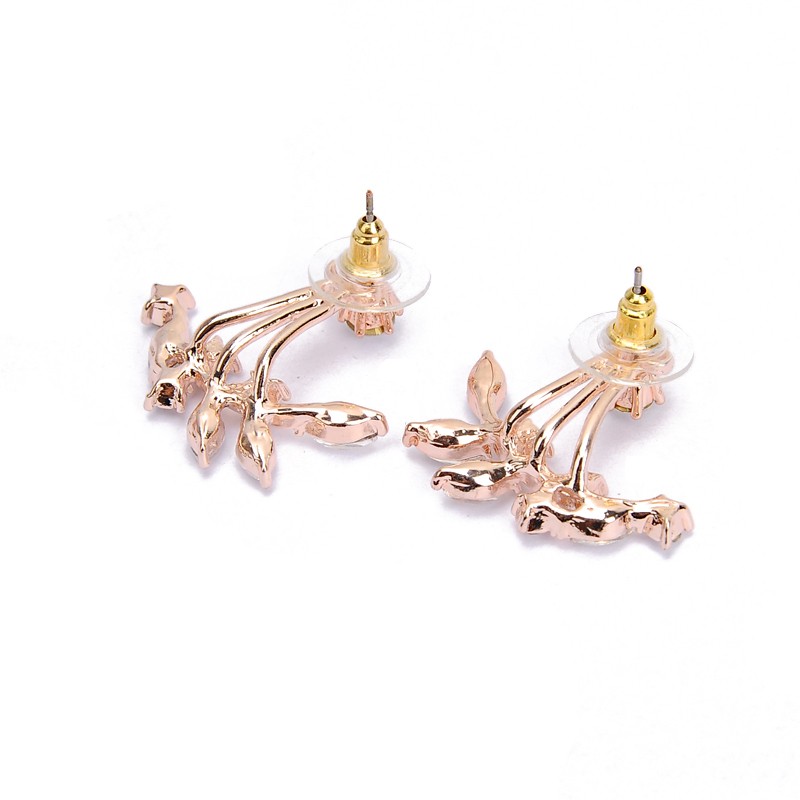 Korean-Elegant-Zinrcon-Leaf-Gold-Plated-Earrings-Hot-Sale-Leaves-Crystal-Stud-Earrings-for-Women-Fashion (3)