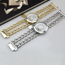 Wh004 de moda pulsera de cadena cara grande de cuarzo reloj de pulsera analógico señora oro regalo de navidad de catenaria de la mano relojes mujer