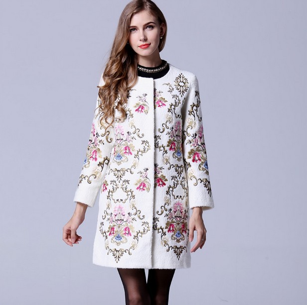 2015 высокая мода высокого класса цветочный вышитые женщин о-образным вырезом шерстяной жакет большой размер с длинным рукавом зимнее пальто