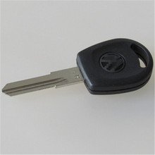 5pcs/lot for blank transponder key shell for VW Jetta (can install chip) with left blade With logo 0201186