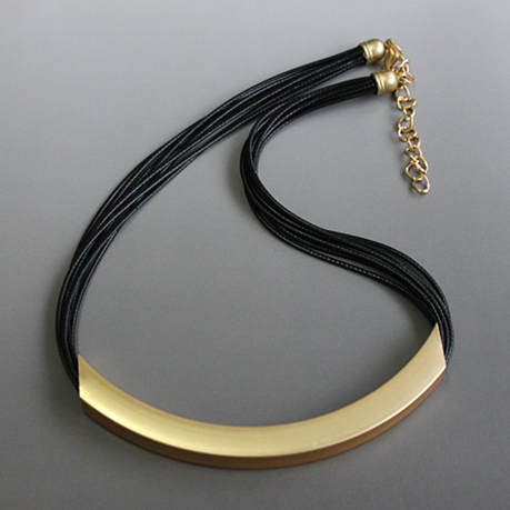Free Shipping Vintage Alloy Circle Pendant Lots of Black Leather Chain Statement Necklaces Fashion Jewelry For