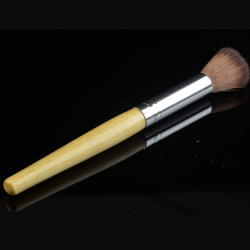 1 PCS High Quality High grade solid wood high light brush Foundation Makeup Tool
