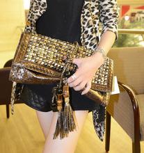 New Arrival Evening Bags Fashion Clutch Women’s Day Clutch Messenger Bag Rivet Vintage Tassel Bags