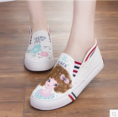 Foot wrapping women s canvas shoes personalized hand painted shoes girl bear flat grey low graffiti