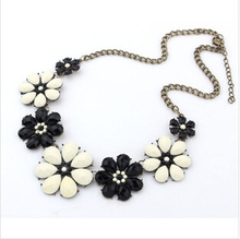 Vintage Jewelry 3 Colors Rhinestone Flower Choker Necklace For Woman 2015 New Statement Necklaces Christmas Gift