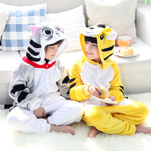 New Children Flannel Animal Themed Pajamas Costumes Lovely Tiger Cat Winter Pyjamas Kids Pajamas Sleepsuit Sleepwear Onesie