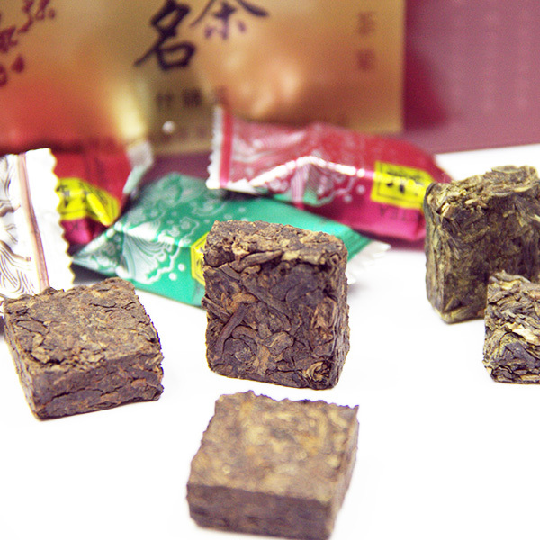 Chinese Tea Blocks Yunnan Fruit Tea Best Gift 42 Pieces 125g Mixed Tastes Square Shape Tea