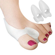 2Pairs (1Pair=2pcs) Toe Separator Beetle-crusher Bone Ectropion Straightener Pain Relief Silicone Gel Bunion Protector Foot Care