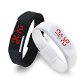 2016 Candy Color Men s Women s Watch Rubber LED kids Watches Date Bracelet Digital Sports