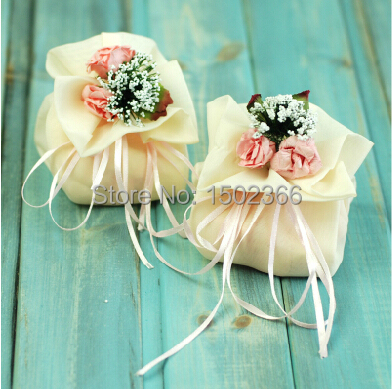 50pcs/Lot Candy Bags Wedding Gifts For Guests Lembrancinha De Casamento Wedding Favors Candy Boxes Containing Bouquet