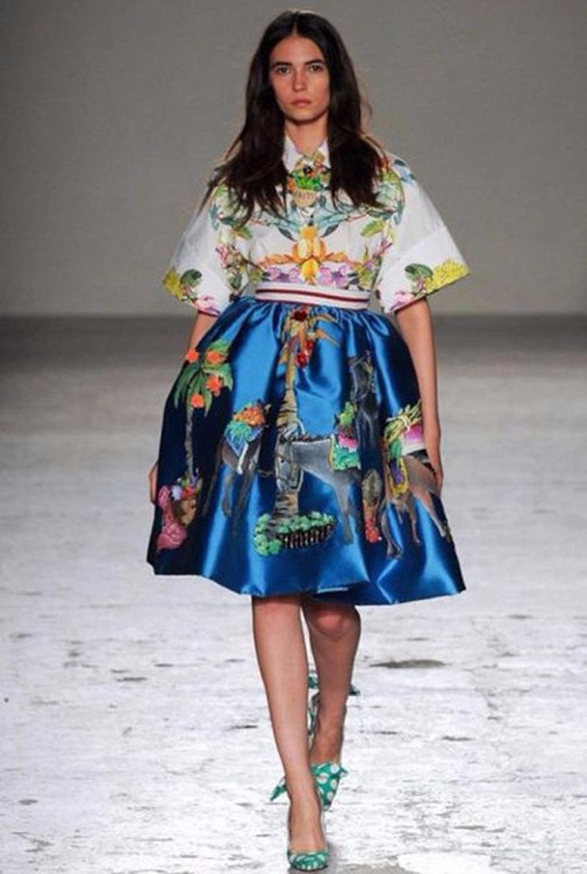 2015 Fashion Runway Style Print Short Sleeve Shirt and Print Ball Gown Skirt Women 2 pieces Set (21)