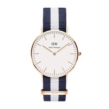 2015 Top Brand Luxury casual sports Men watch 40mm fashion adornment Quartz Wristwatch Women watches 16 color free shipping