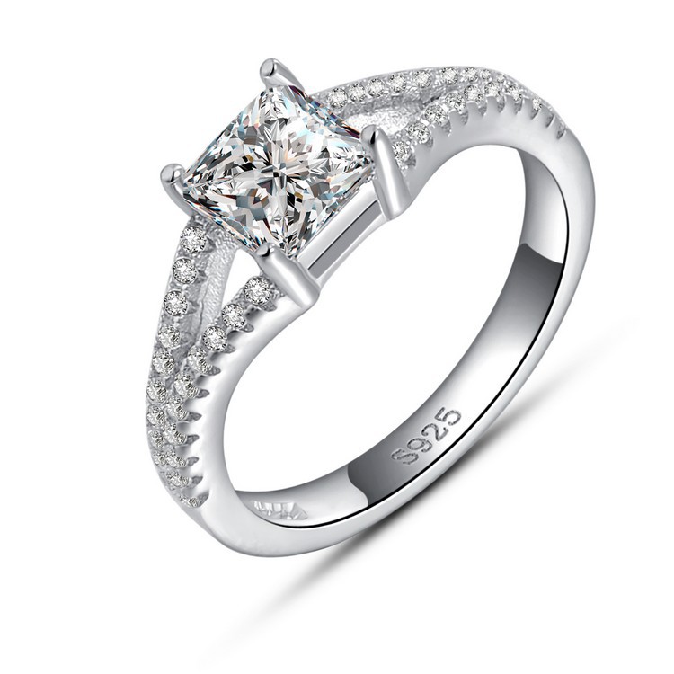 Fashion Wedding Ring with AAA Austrian Princess Cut Cubic Zirconia 925 Silver Ring on Platinum Plated