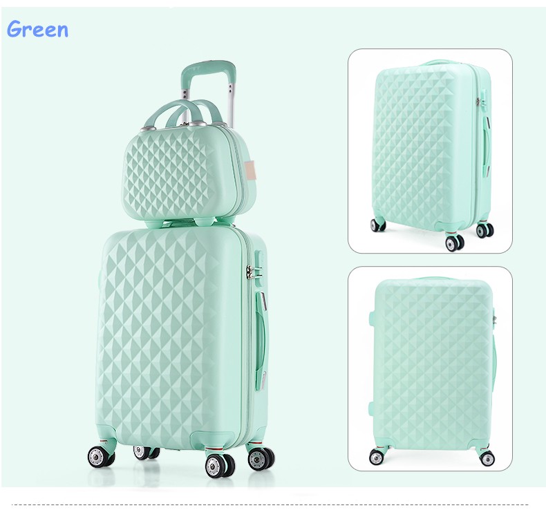 green luggage set