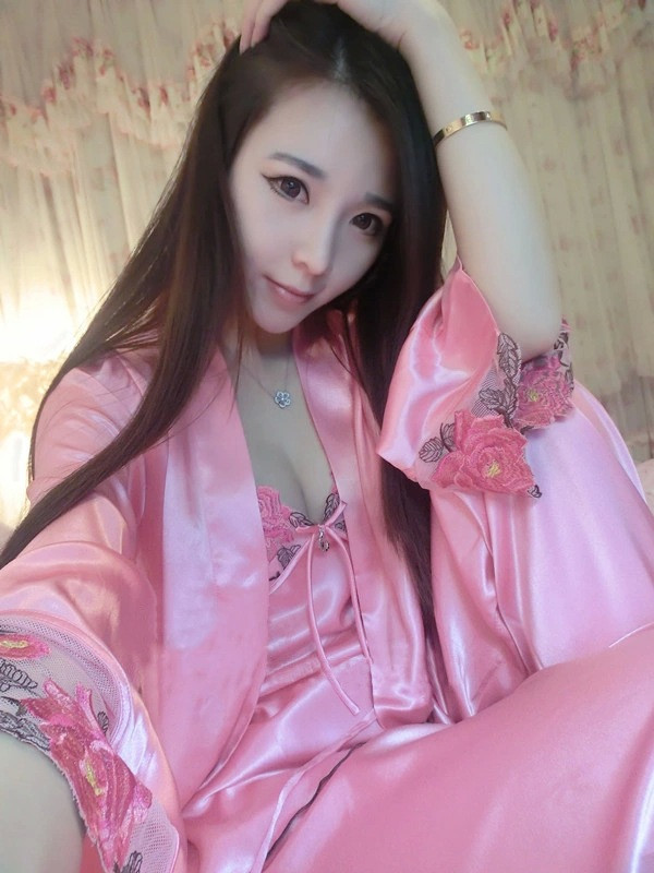 Free Shipping Cute Lace Straps Pajamas Sleepwear Sexy Silk Lingerie For Women_6