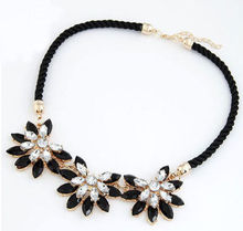 2015 New Fashion Gold Chain Choker Vintage Rhinestone Bib Statement Necklaces Pendants Women Jewelry Gift Flowers