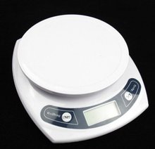 Free shipping 7kg 7000g x1g Portable Digital LCD Kitchen Food Diet Postal Weighting Scale Compact Electronic