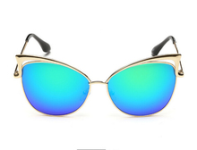 Fashion Women’s Gold Retro Sexy Cat Eye Sunglasses Classic Designer Vintage Shades Eyewear Sun Glasses GS641