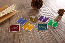 best quality newest NFC TAG 7pcs Lot 7 Color chip NTAG203 NFC tag lable universal NFC