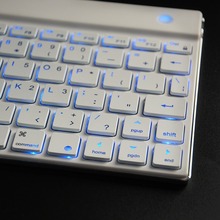 Wireless Keyboard FN Multiple zone mini LED Backlight Bluetooth Keyboard for iPhone iPad Tablet Laptop PC