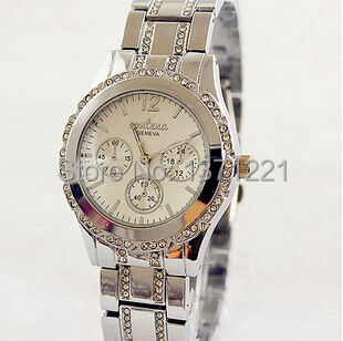 Fashion Luxury Brand Silver Quartz Women Watch Geneva Watches Crystal Rhinestone Wristwatch Clock reloj montre relogio