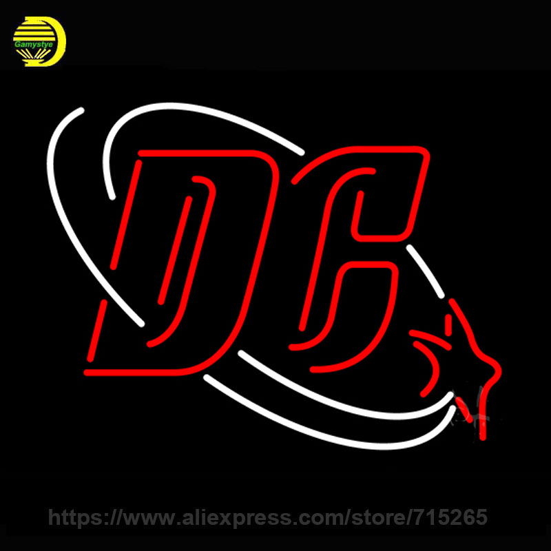 Outdoor kleding merken logo