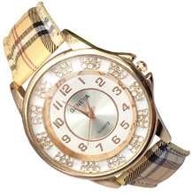1 unids nueva red de la llegada cuero del cuarzo del reloj ginebra del reloj de moda dress Rhinestone para mujer relojes de pulsera relojes femeninos 226