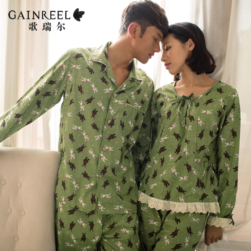 Couple long sleeved cotton pajamas song Riel Ms sweet male cartoon comfortable tracksuit Song For cents