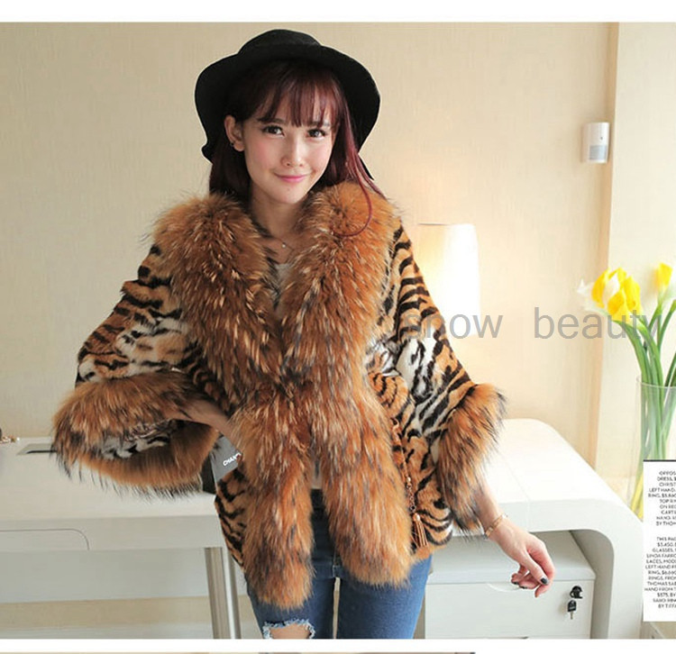 rabbit fur jacket with raccoon fur collar (14)