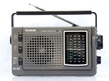 TECSUN GREEN 168 FM MW SW1 2 Hand Crank Emergency Radio