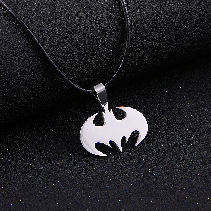 Fashion Silver chain Men Necklaces Jewelry Slippy Bat Batman Sign Pendant Stainless Steel Pendant with Chain
