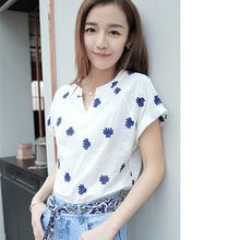 Women Batwing Sleeve Blouse 2016 Embroidery Summer New Arrival Ladies Top V-Neck Casual Cotton Linen Floral Shirt Korean Style