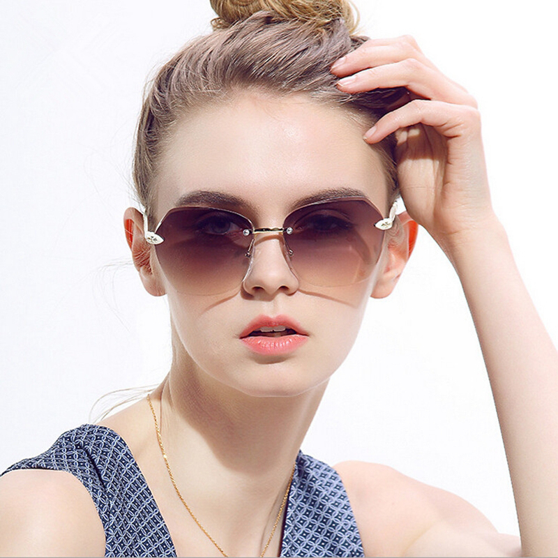 2015 New Sunglasses Women Brand Designer Diamond Trimming ...