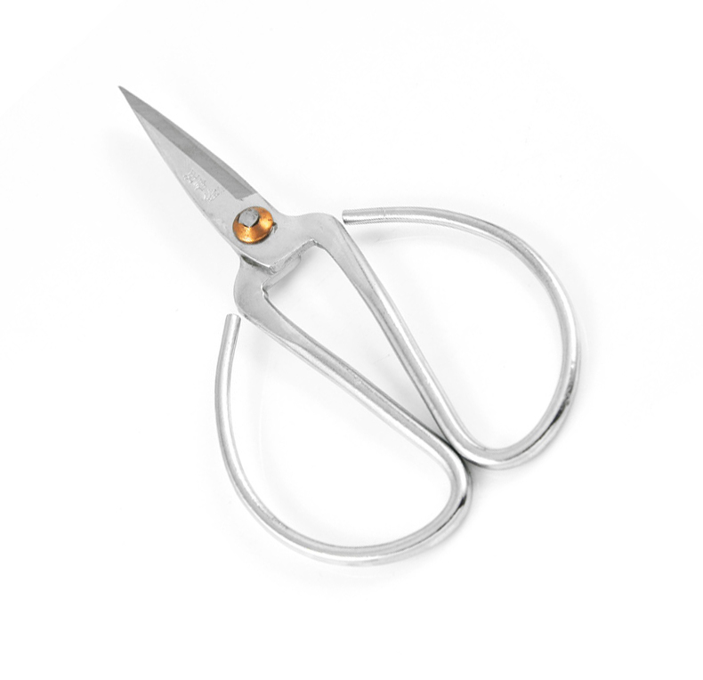 Free shipping 192 mm overall length wangwuquan chrome plated carbon steel traditional scissors for household and garden