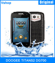 DOOGEE TITANS2 DG700 Waterproof Smartphone 4000mAH 4.5 inch 3G Android 4.4.2 MT6582 Quad Core ROM 8GB Dual SIM Card WCDMA & GSM