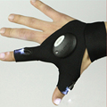 1Pair Fishing Gloves Runing Gloves LED Lighting Fingerless Sport Gloves Fitness Gloves For Camping Fishing Car