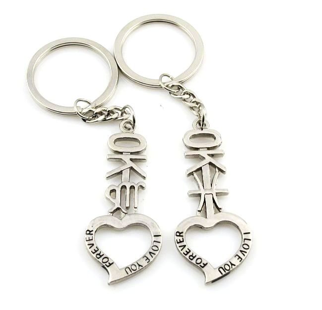 wholesale wholesale zinc alloy keychains /fashionable lover keychain
