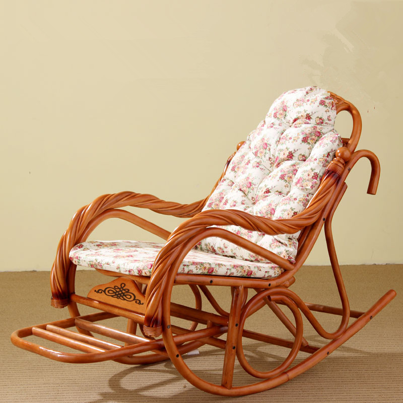 Compra silla de mimbre mecedora online al por mayor de China