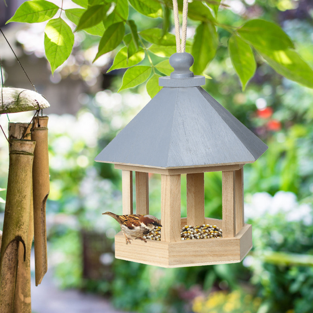 Mangiatoia per uccelli in legno Tipo Appeso Outdoor Pet Uccello Sementi Alimentatore Albero Giardino Snacks Secchio Titolare Alimentatore per Uccelli Stazione di Alimentazione 